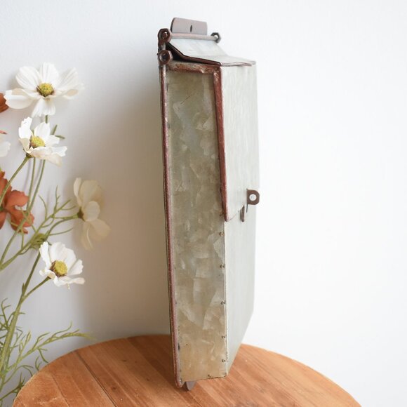 Vintage Rustic Silver Galvanized Metal Mailbox Country Farmhouse Decor - Picture 6 of 16